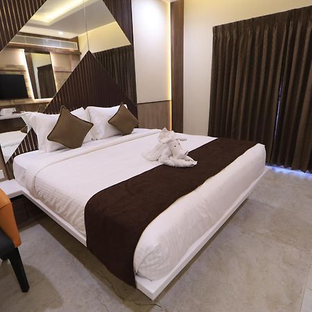 Kings Bury Inn Kumbakonam Extérieur photo