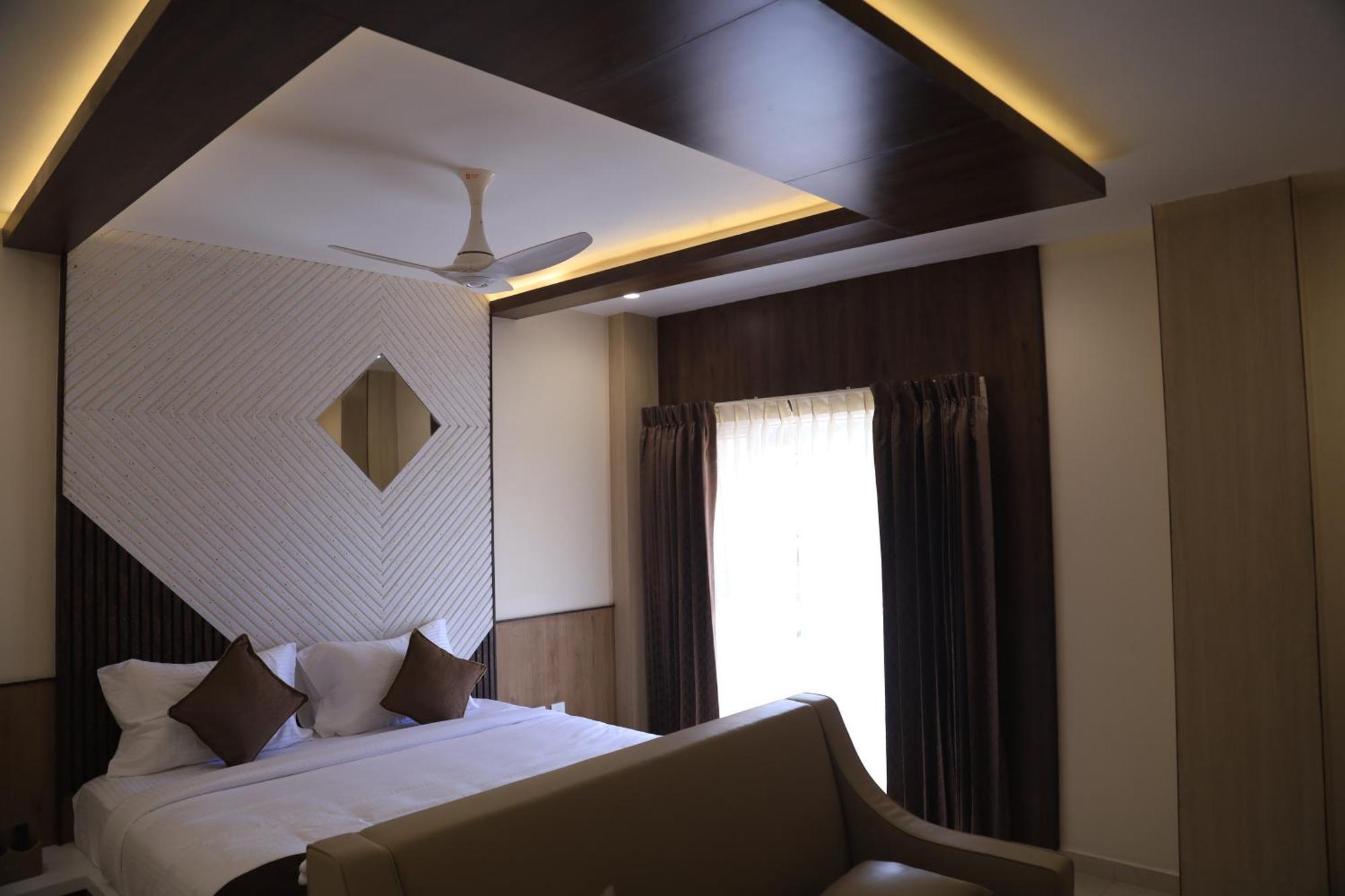 Kings Bury Inn Kumbakonam Extérieur photo