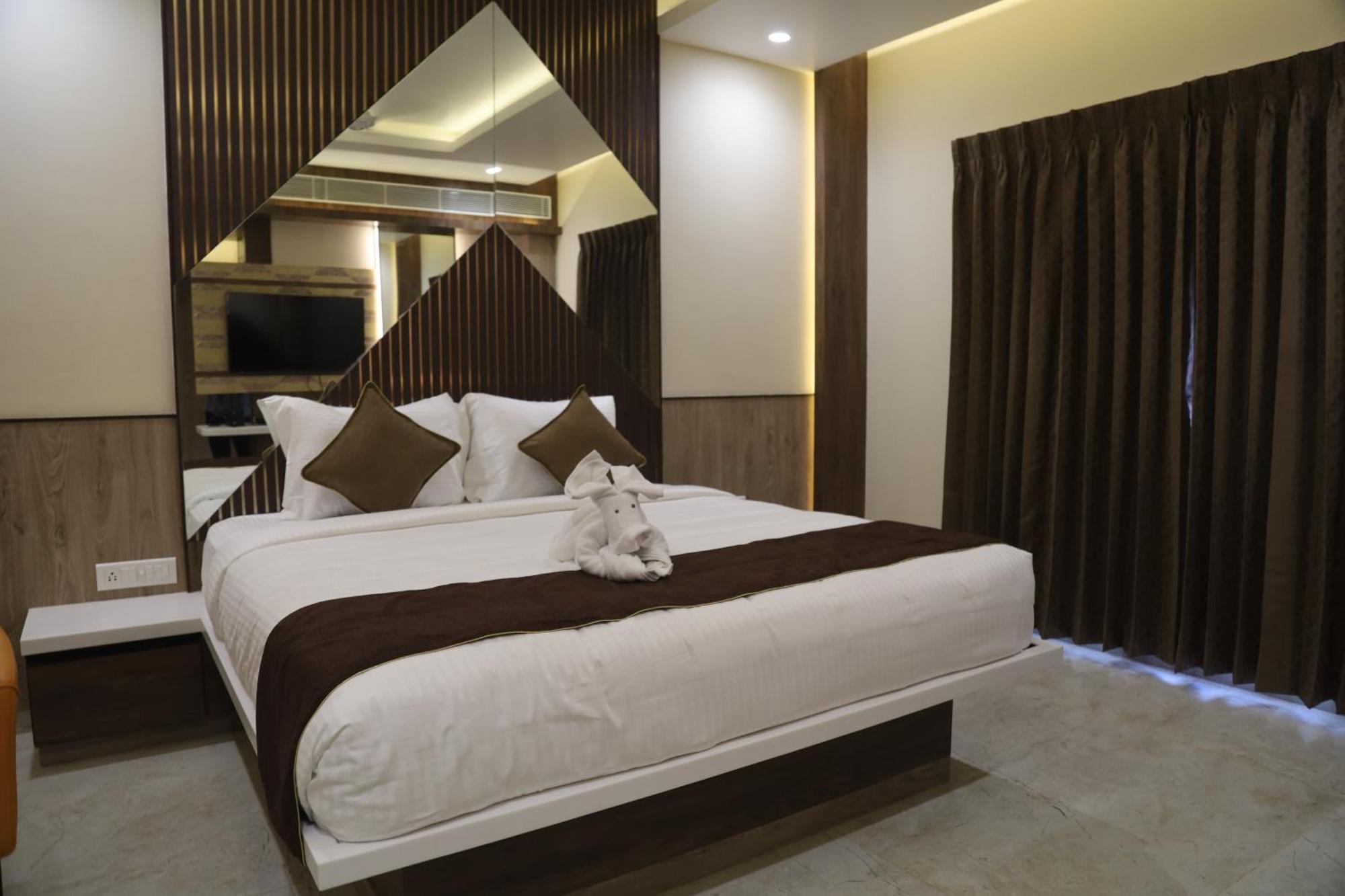 Kings Bury Inn Kumbakonam Extérieur photo
