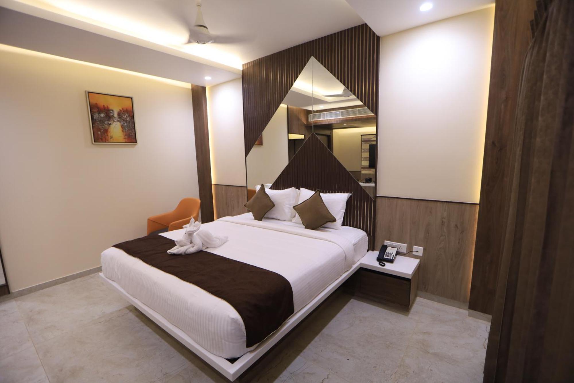 Kings Bury Inn Kumbakonam Extérieur photo