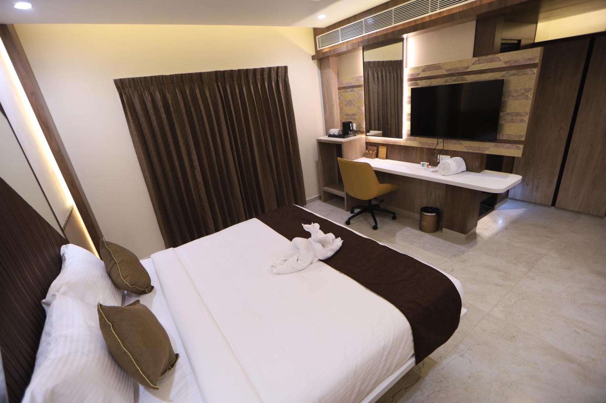 Kings Bury Inn Kumbakonam Extérieur photo